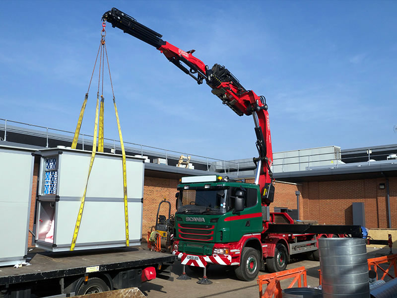 Truck Mounted Crane 800 x 600 - jpeg